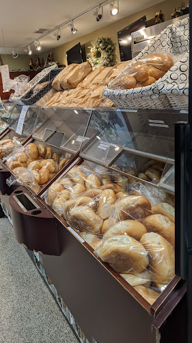 Azores Cambridge Bakery - Hospitality and gastronomy