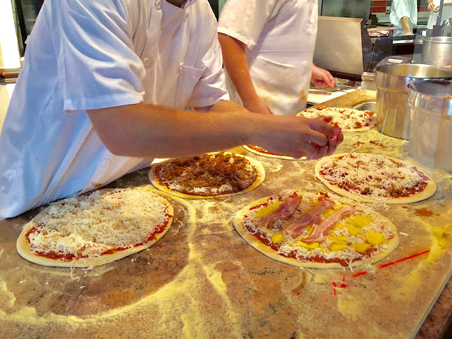 Opinii despre Pie Wood Fired Pizza Joint - Barrie South în Barrie - Hospitality and gastronomy