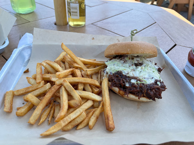 The Riverside Grill & Gazebo - Peterborough