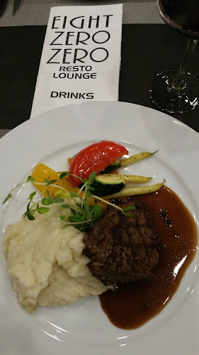 Eight Zero Zero Resto Lounge - Hospitality and gastronomy