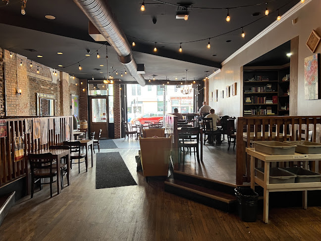 10361 Whyte Ave NW, Edmonton, AB T6E 1Z9