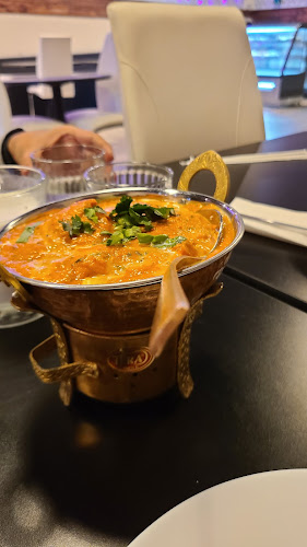 Royal Spice Indian & Hakka Chinese Restaurant - Hospitality and gastronomy