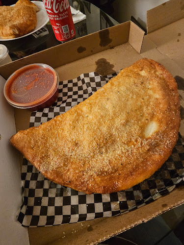 The Original Gino's Pizza - Hospitality and gastronomy