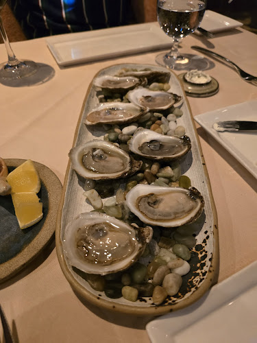 Opinii despre Little Louis' Oyster Bar & Fine Cuisine în Moncton - Hospitality and gastronomy
