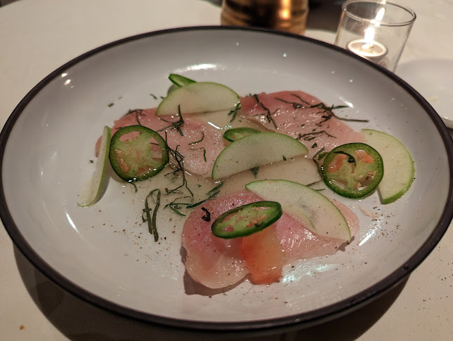 Opinii despre Bacchus Restaurant & Lounge în Vancouver - Hospitality and gastronomy