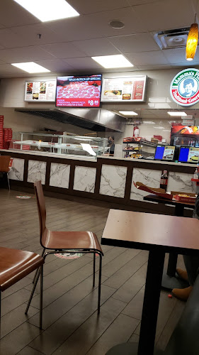 Opinii despre Mamma's Pizza în Toronto - Hospitality and gastronomy