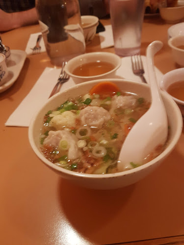 Mi Hong Restaurant - Hospitality and gastronomy