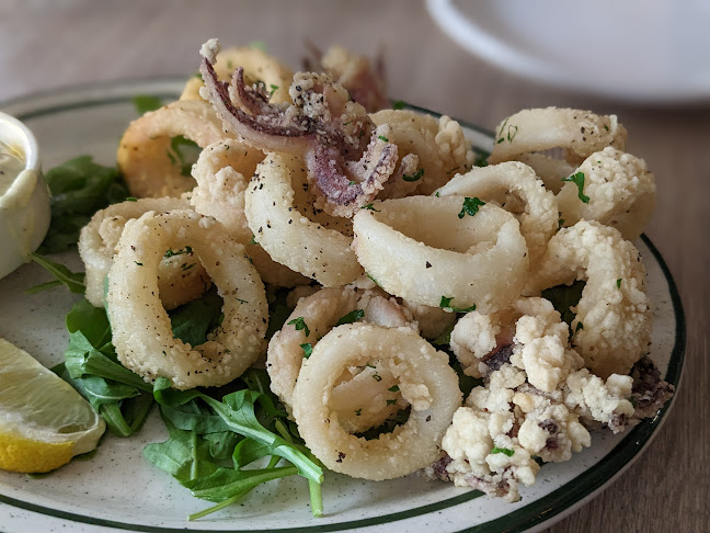 Pizzeria Via Napoli - Etobicoke