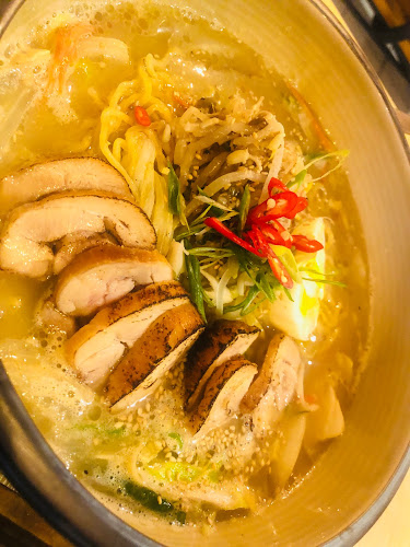 924 7 Ave SW, Calgary, AB T2P 1A4