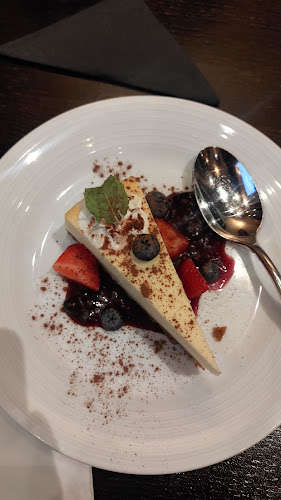 Comentarii opinii despre Dominion Bar + Kitchen