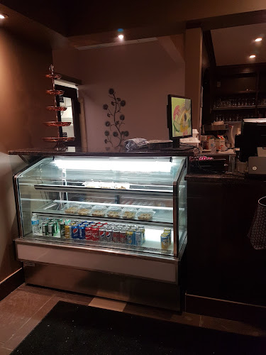 Opinii despre La Luna Mountain în Hamilton - Hospitality and gastronomy