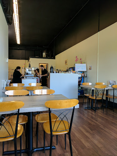 Whistlin' Waffle - Hospitality and gastronomy