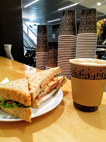 Opinii despre Gaberniks Cafe Etc în Winnipeg - Hospitality and gastronomy