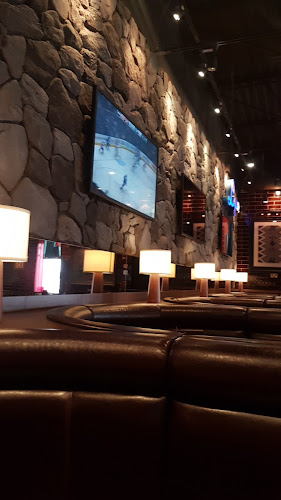 Browns Socialhouse Lethbridge West - Hospitality and gastronomy