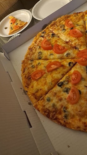 Carmine's Pizzeria- Authentic New York Style Pizzas