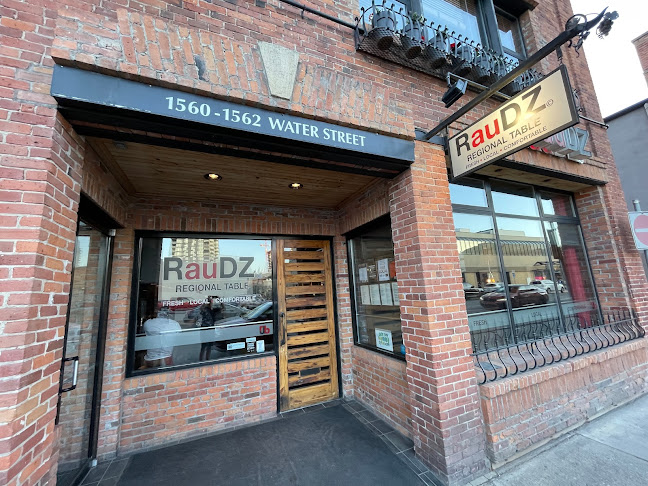 1560 Water St, Kelowna, BC V1Y 1J7