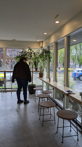 Comentarii opinii despre Elysian Coffee