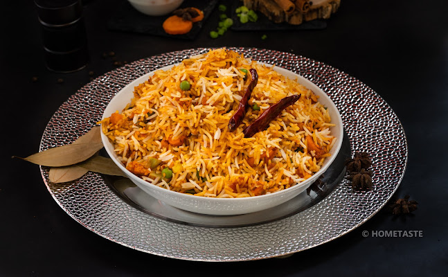 Comentarii opinii despre HomeTaste - Indian Cuisine, Indian Restaurant, Indian Food, Takeout Restaurant, Tiffin & Catering Services kitchener