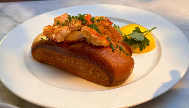 3401 Dufferin St, Toronto, ON M6A 2T9