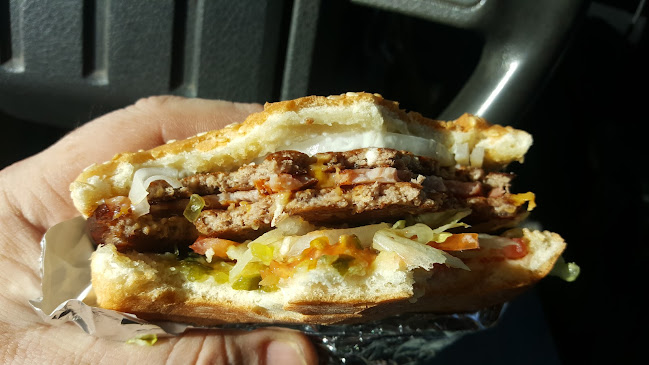 Opinii despre Tino's în Medicine Hat - Hospitality and gastronomy