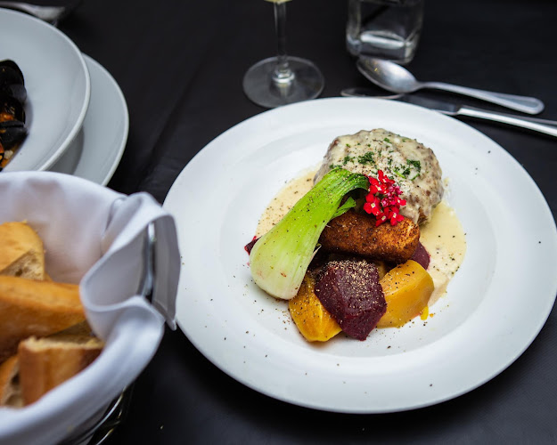 Comentarii opinii despre Mezzanotte Bistro Italiano