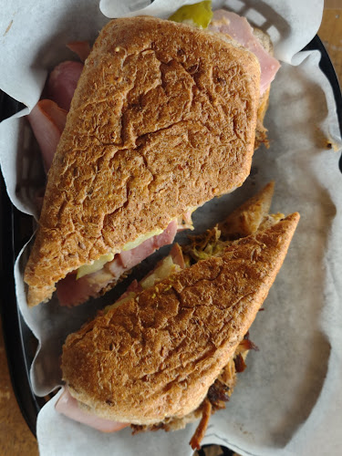 S'wichCraft Sandwich Co. - Hospitality and gastronomy