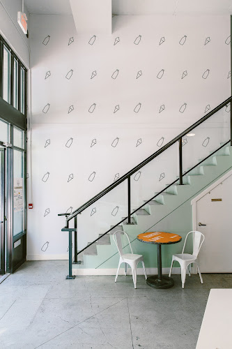 25 Alexander St, Vancouver, BC V6A 1B2