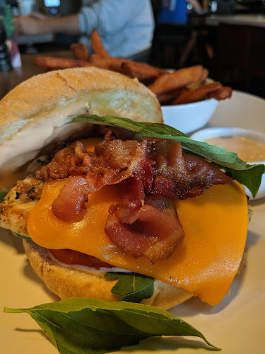 JOEY Kenaston - Winnipeg