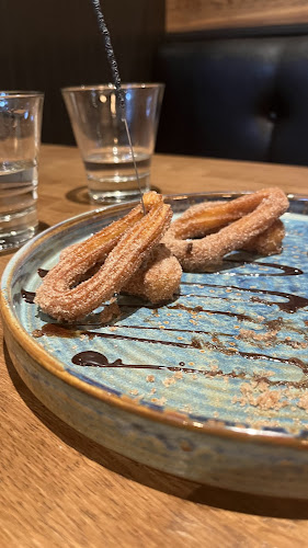 9823 Macleod Trl SW, Calgary, AB T2J 0P6