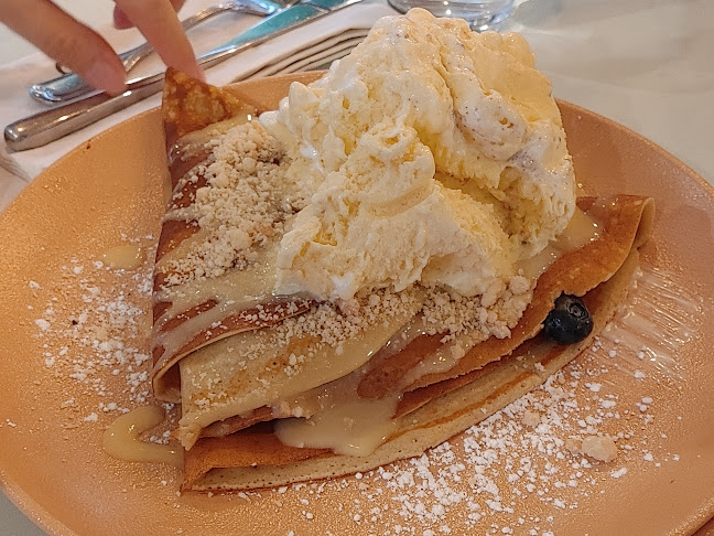 Demetres Richmond Hill - Hospitality and gastronomy