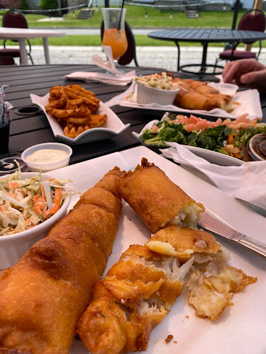 33 Main St N, Waterford, ON N0E 1Y0