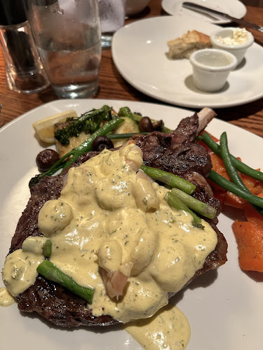 The Keg Steakhouse + Bar - Burnaby - Hospitality and gastronomy