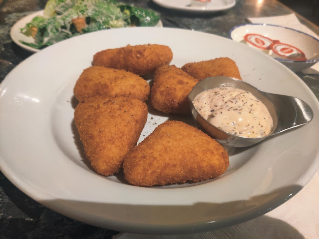 10501 Whyte Ave NW, Edmonton, AB T6E 2A3