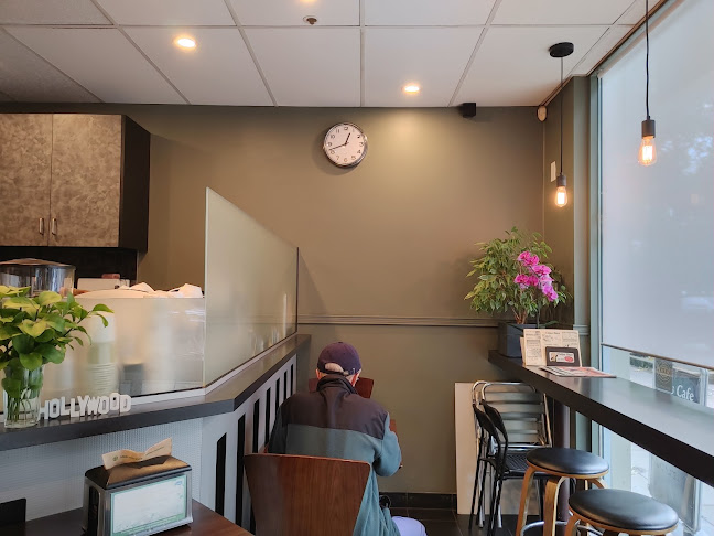 Kim's Café - North Vancouver