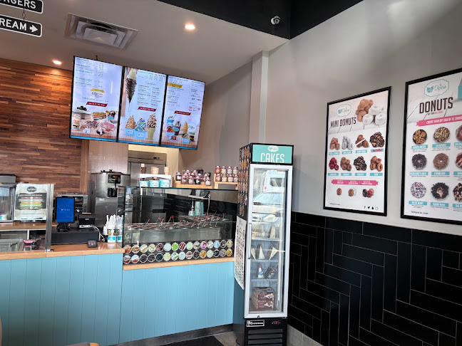 1103 17 Ave SW Unit 2, Calgary, AB T2T 0B5