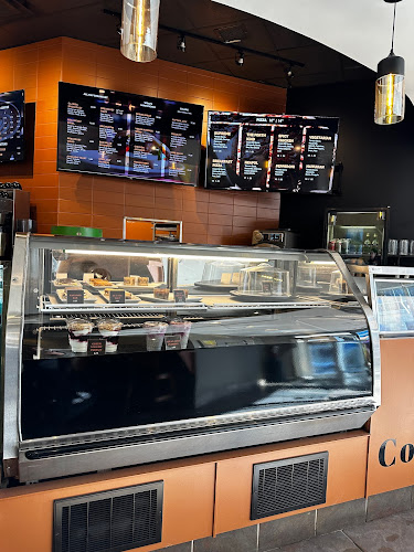 Opinii despre CornerHUB Cafe & Restaurant în Edmonton - Hospitality and gastronomy