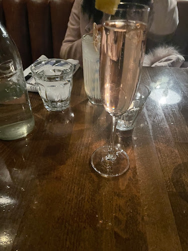 Comentarii opinii despre Tableau Bar Bistro