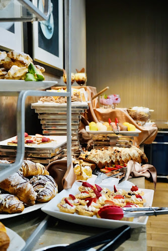 Opinii despre Aqua Lounge & Restaurant în Kitchener - Hospitality and gastronomy