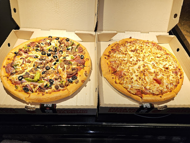 Pizza Hut - Hospitality and gastronomy