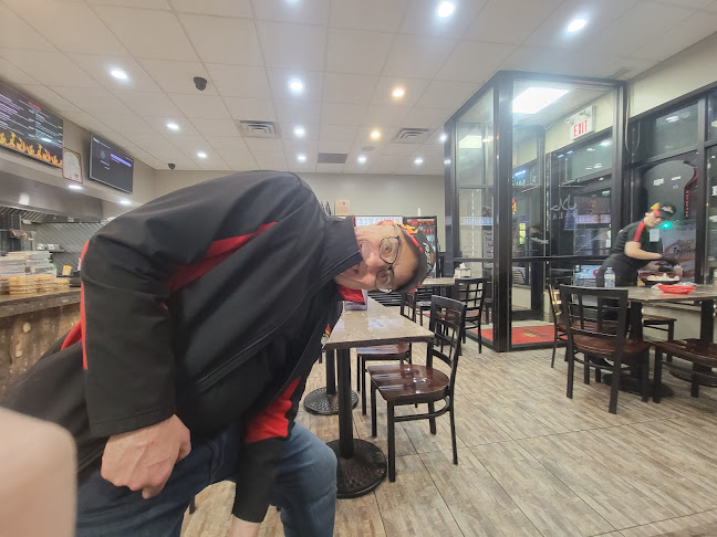 Comentarii opinii despre Taystee Grill