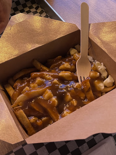 8950 Yonge St, Richmond Hill, ON L4C 6Z7