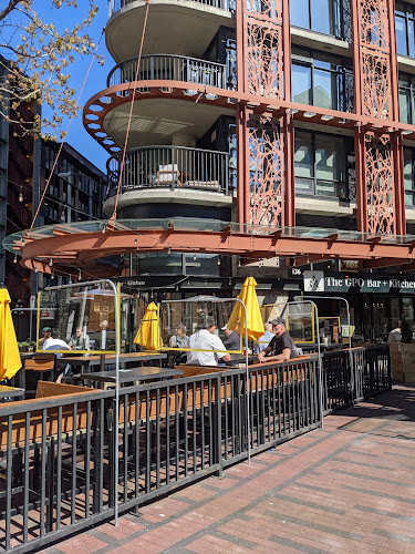 136 W Cordova St, Vancouver, BC V6B 0G6