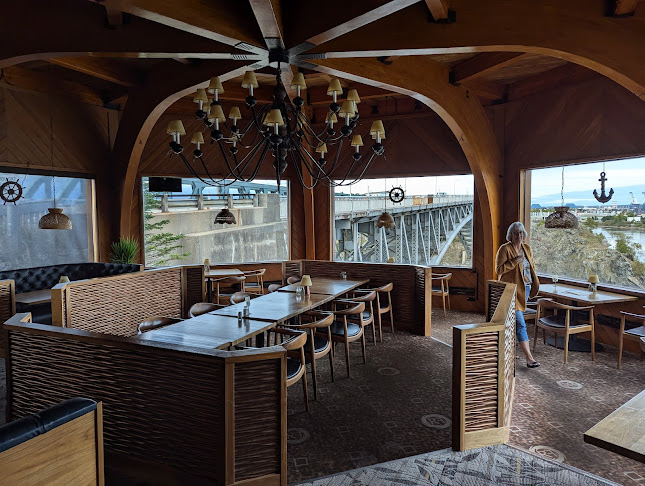 The Baratie - Reversing Falls Restaurant at Stonehammer UNESCO Global Geopark - Hospitality and gastronomy