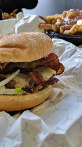 The Happy Greek (featuring World Burger) - Hospitality and gastronomy