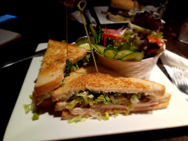 Opinii despre Bowman's Bar & Grill în Ottawa - Hospitality and gastronomy