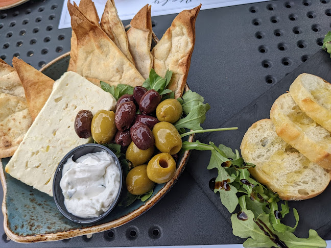 Comentarii opinii despre The Olive Board Charcuterie & Wine Bar