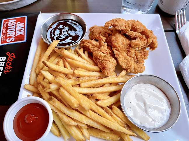 144 Front St W, Toronto, ON M5J 2L7