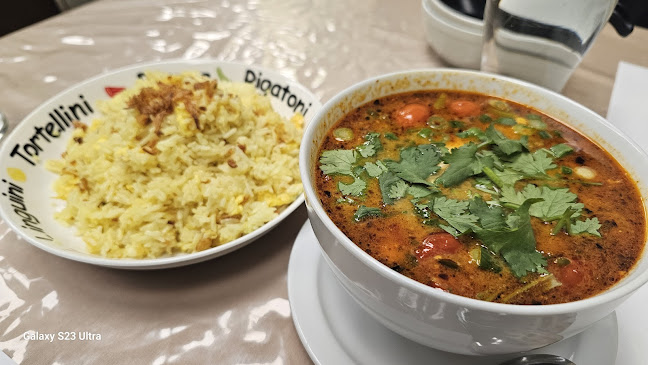 Royal Thai restaurant - Hospitality and gastronomy