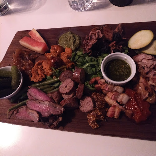 15 King St N, Waterloo, ON N2J 2W6