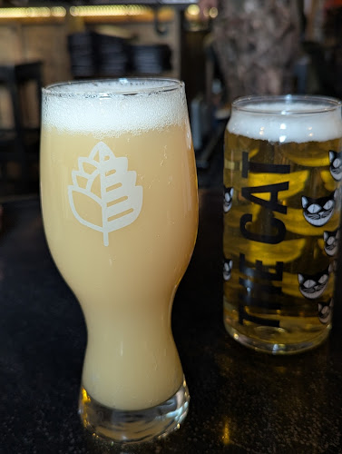 Comentarii opinii despre The Cheshire Cat Pub